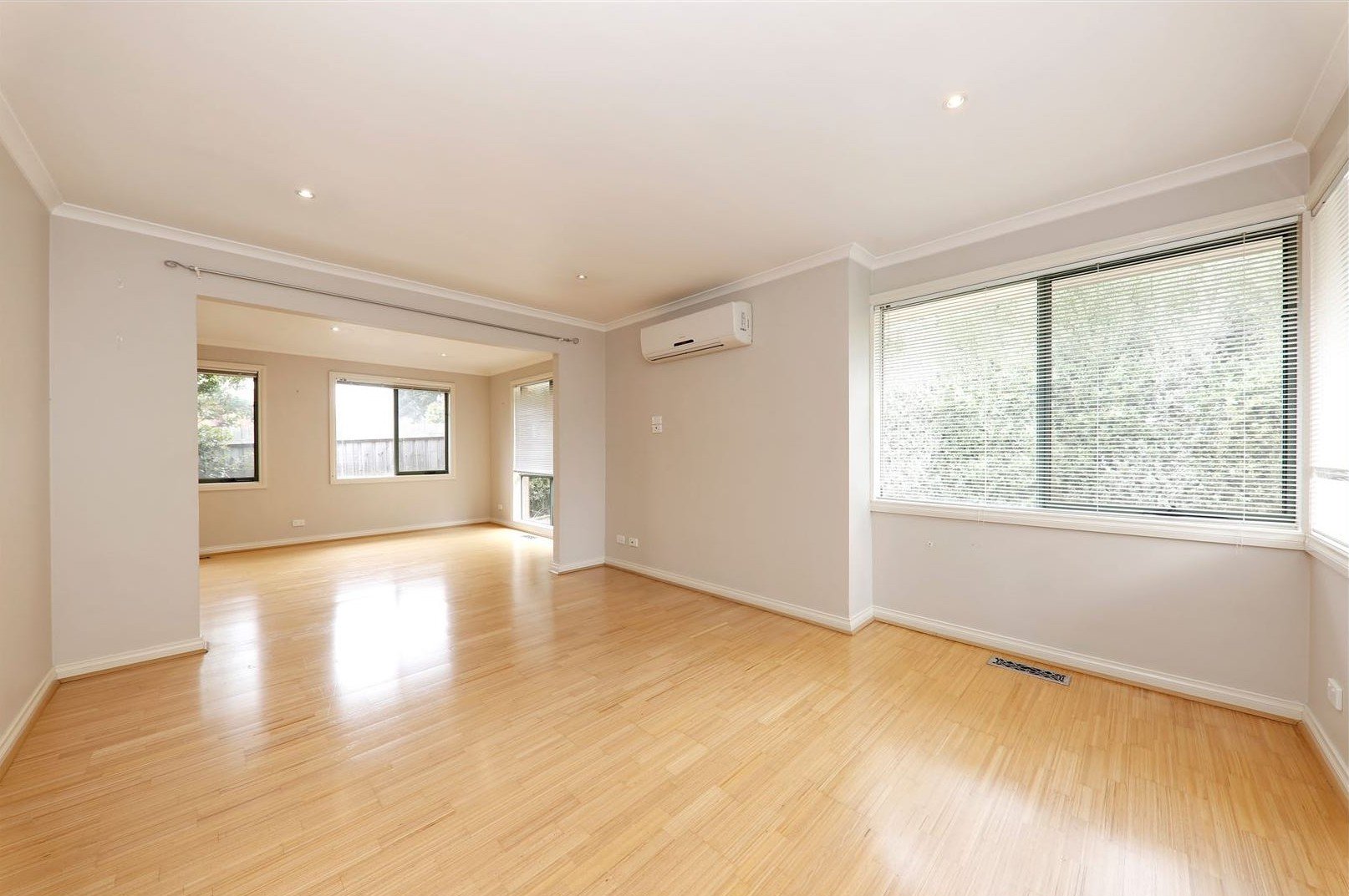 1/5 Tobias Avenue, Glen Waverley image 4