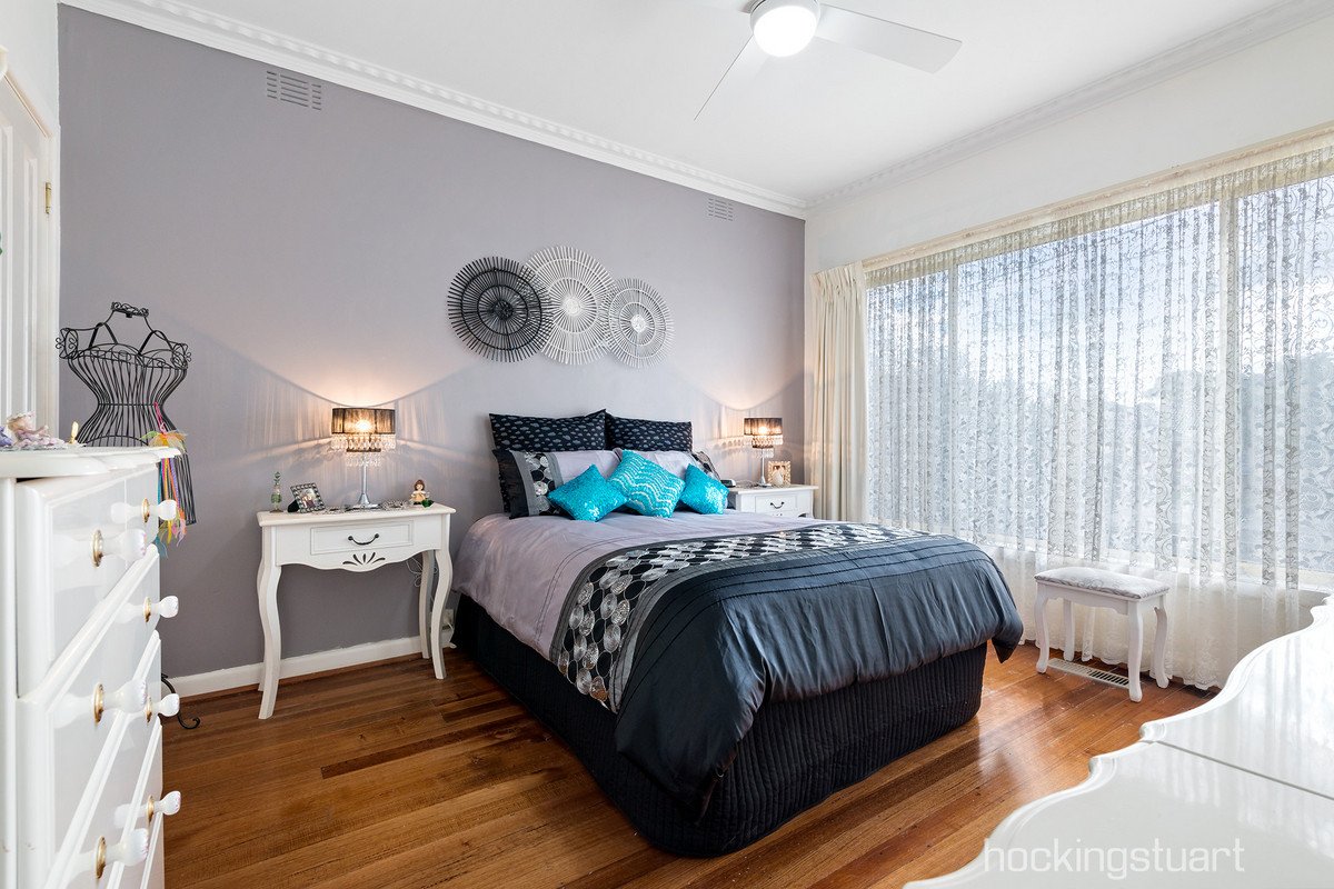 15 Toogoods Rise, Box Hill North image 5