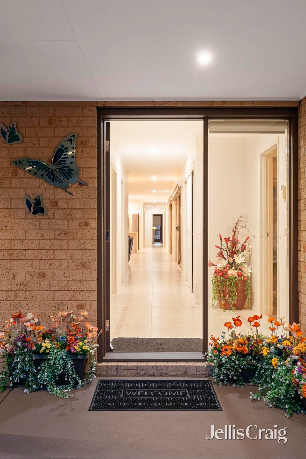 15 Trafalgar Crescent, Lilydale image 2