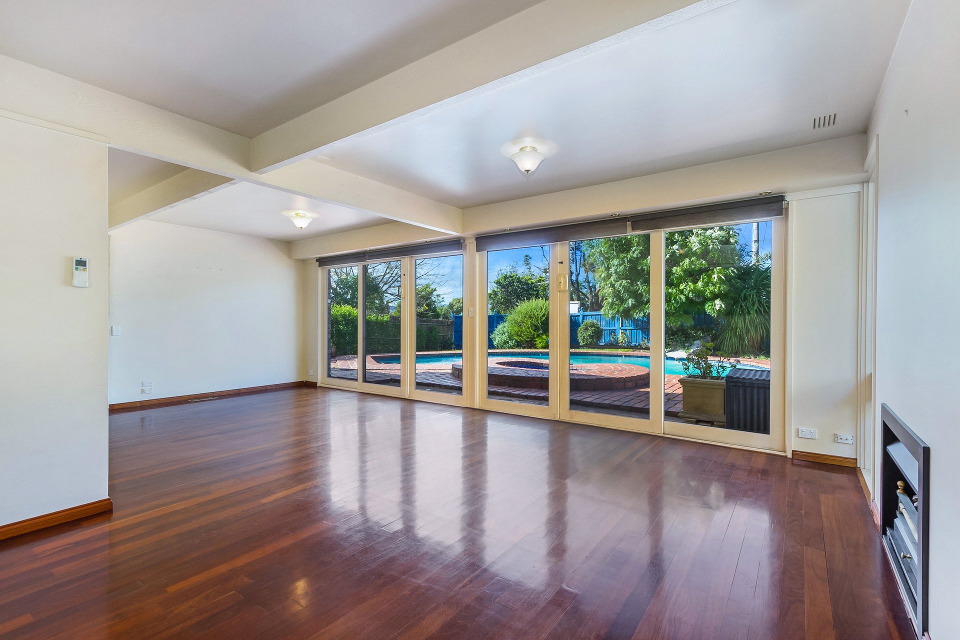 Property Gallery Thumbnail 2