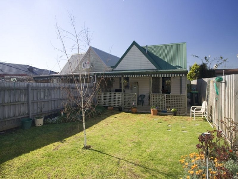 15 Valerian Ave, Altona North image 5