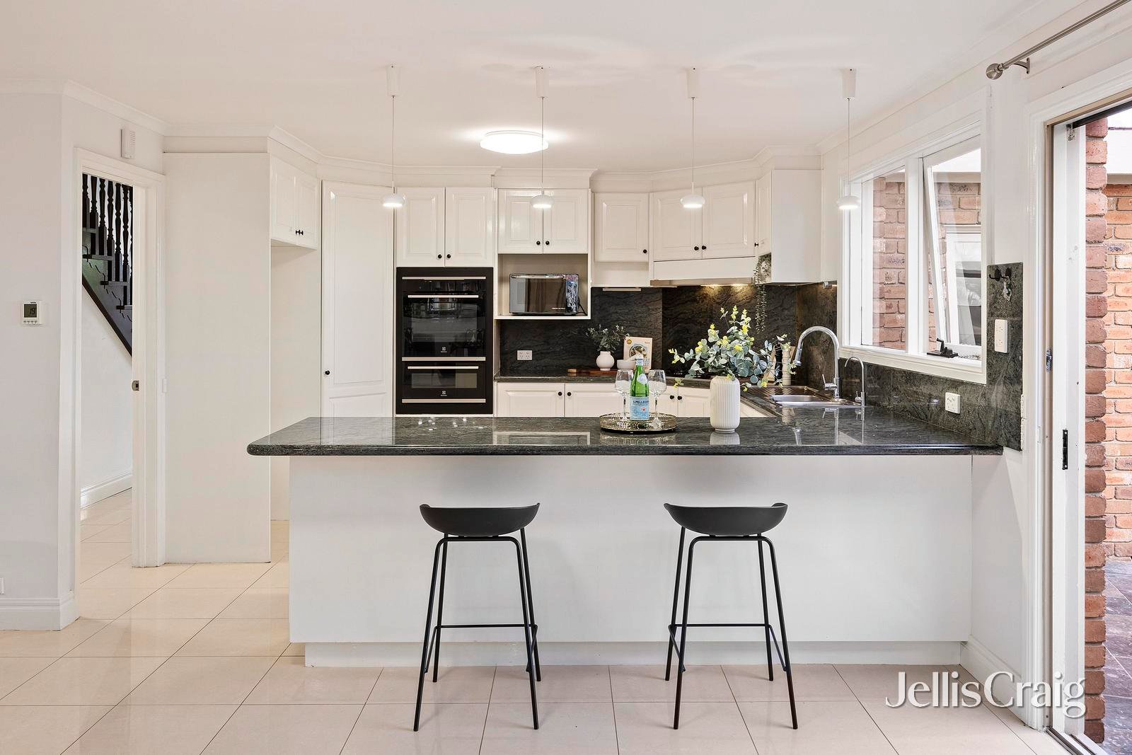 15 Verne Court, Templestowe image 4