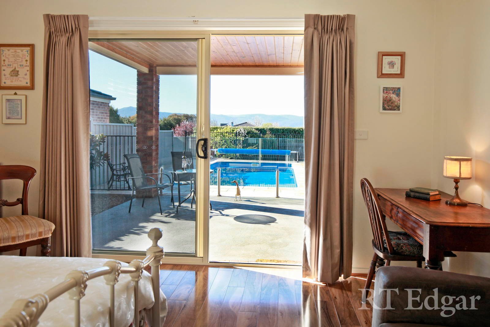 Property Gallery Thumbnail 13