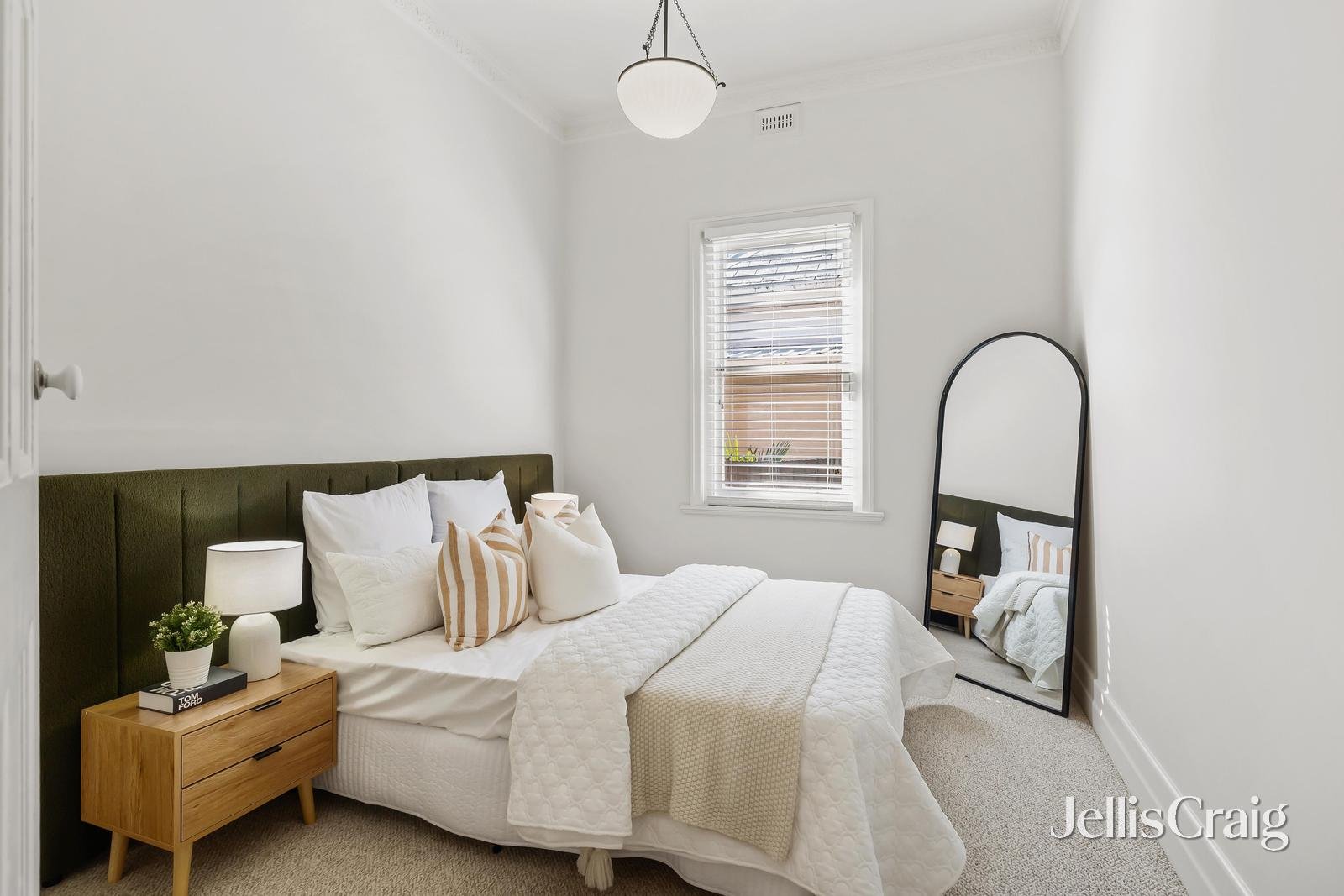 15 Warburton Road, Camberwell image 8