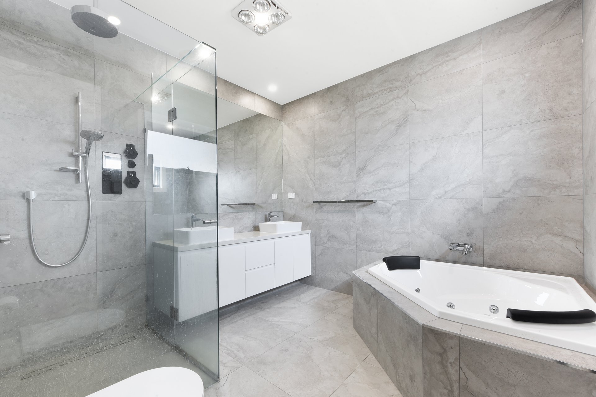 15 Waterside Crescent, Mulgrave image 5