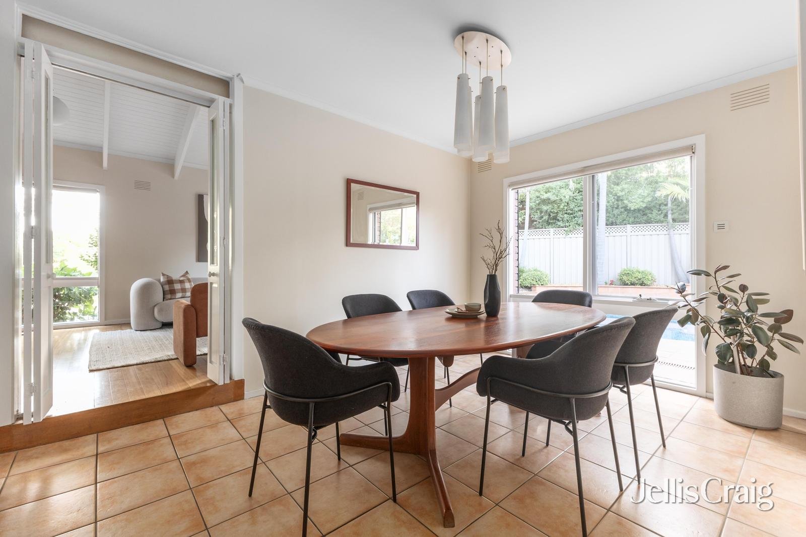 15 Westmere Place, Viewbank image 4