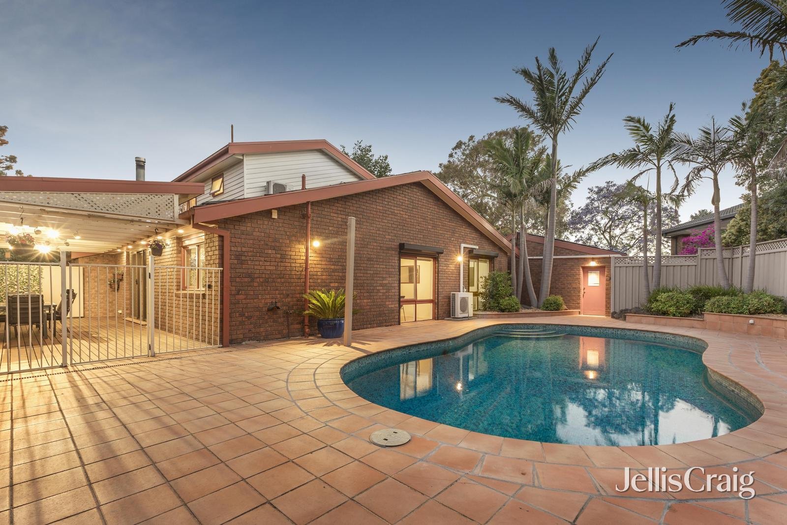 15 Westmere Place, Viewbank image 15