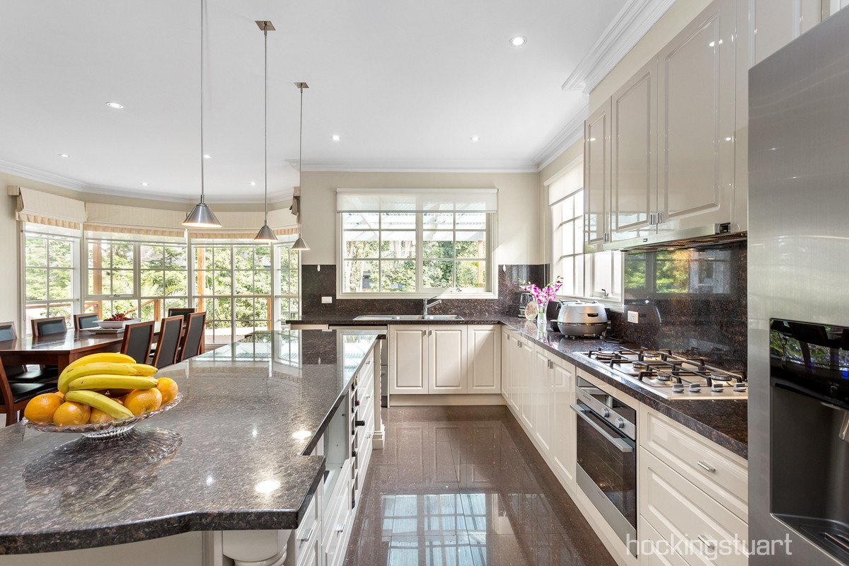 15 Westminster Street, Balwyn image 4