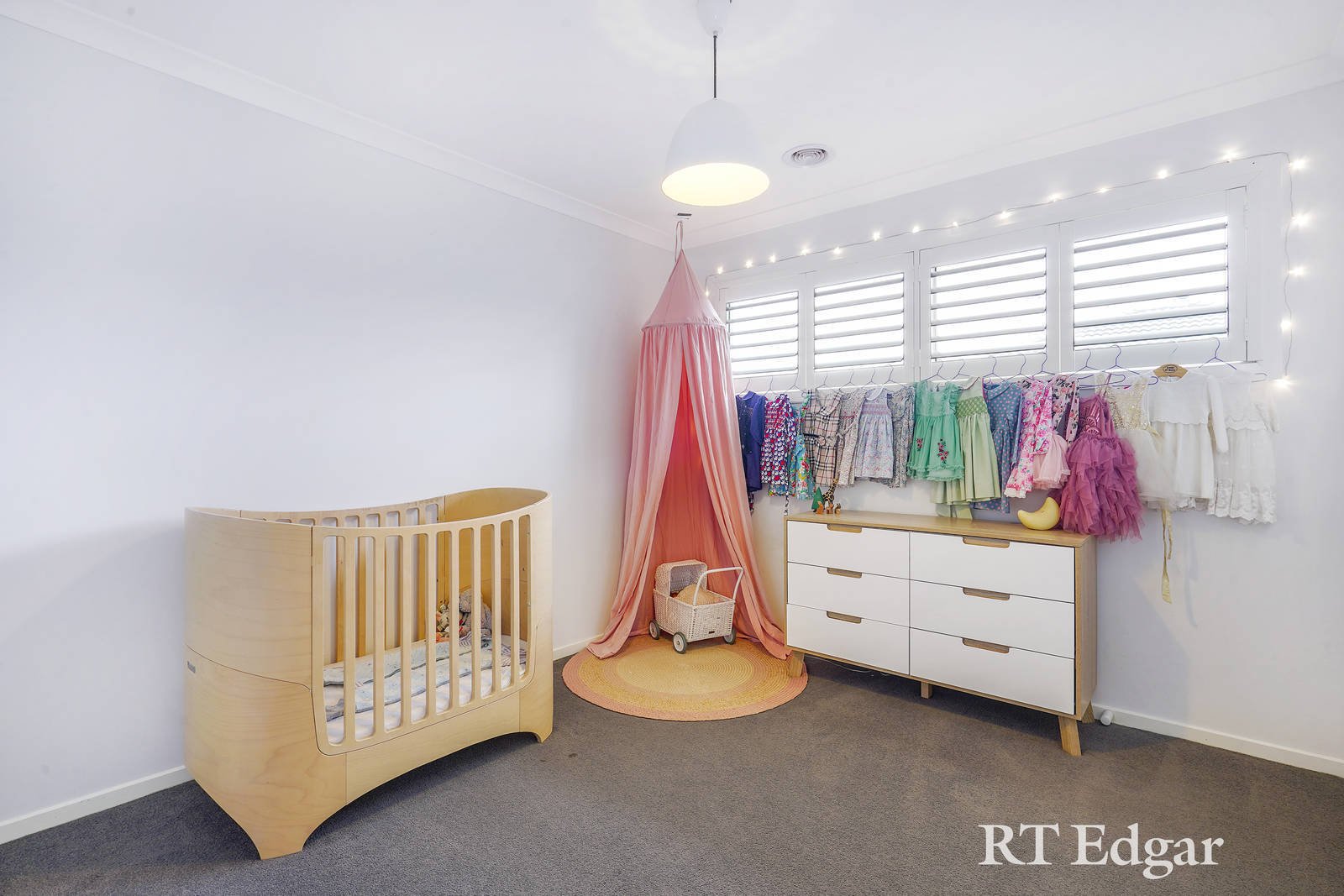 Property Gallery Thumbnail 13