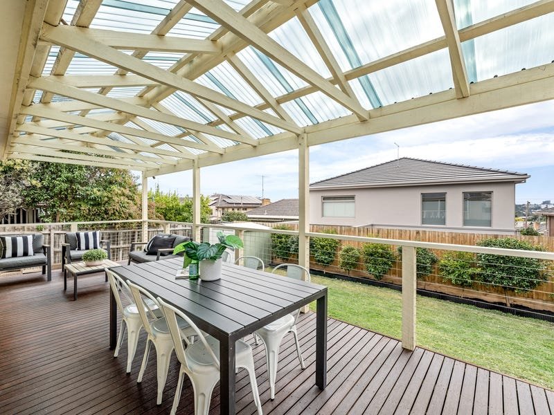 Property Gallery Thumbnail 6