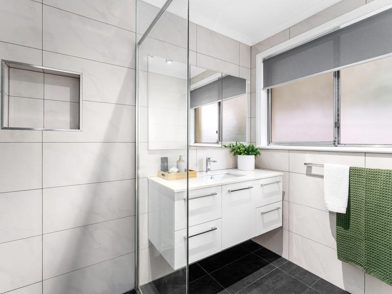Property Gallery Thumbnail 12