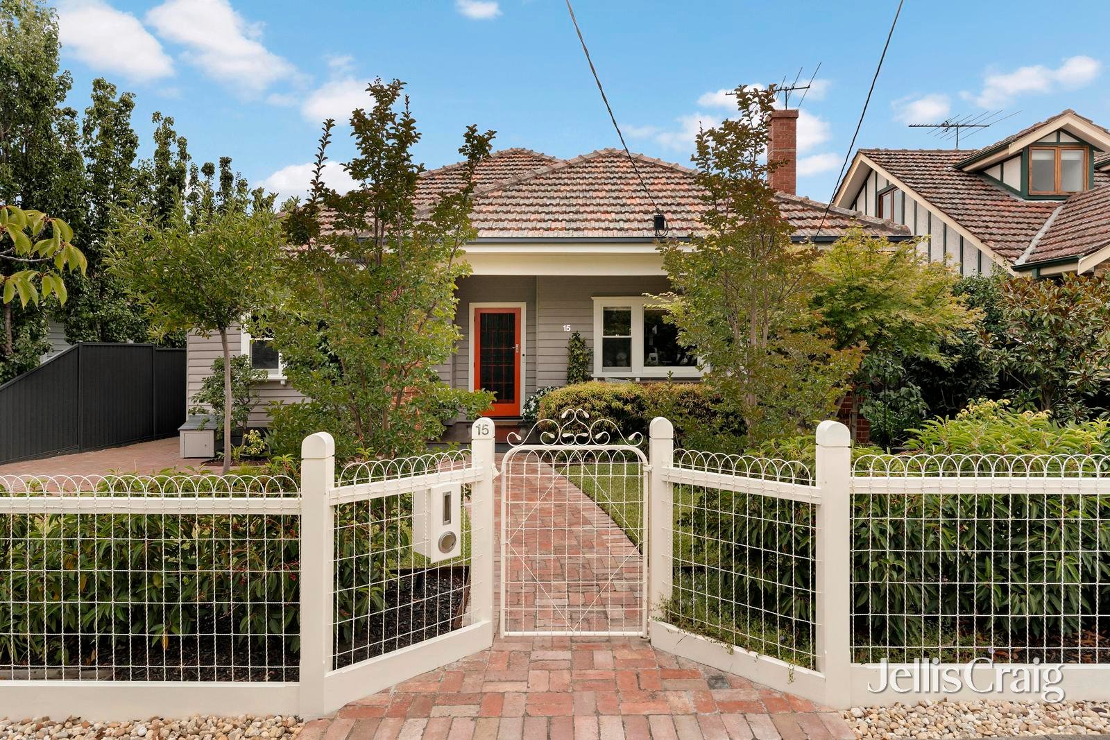 15 Williamson Avenue, Strathmore image 1