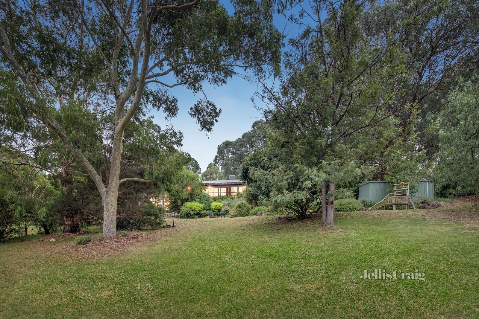 15 Woodhill Close, Research image 19