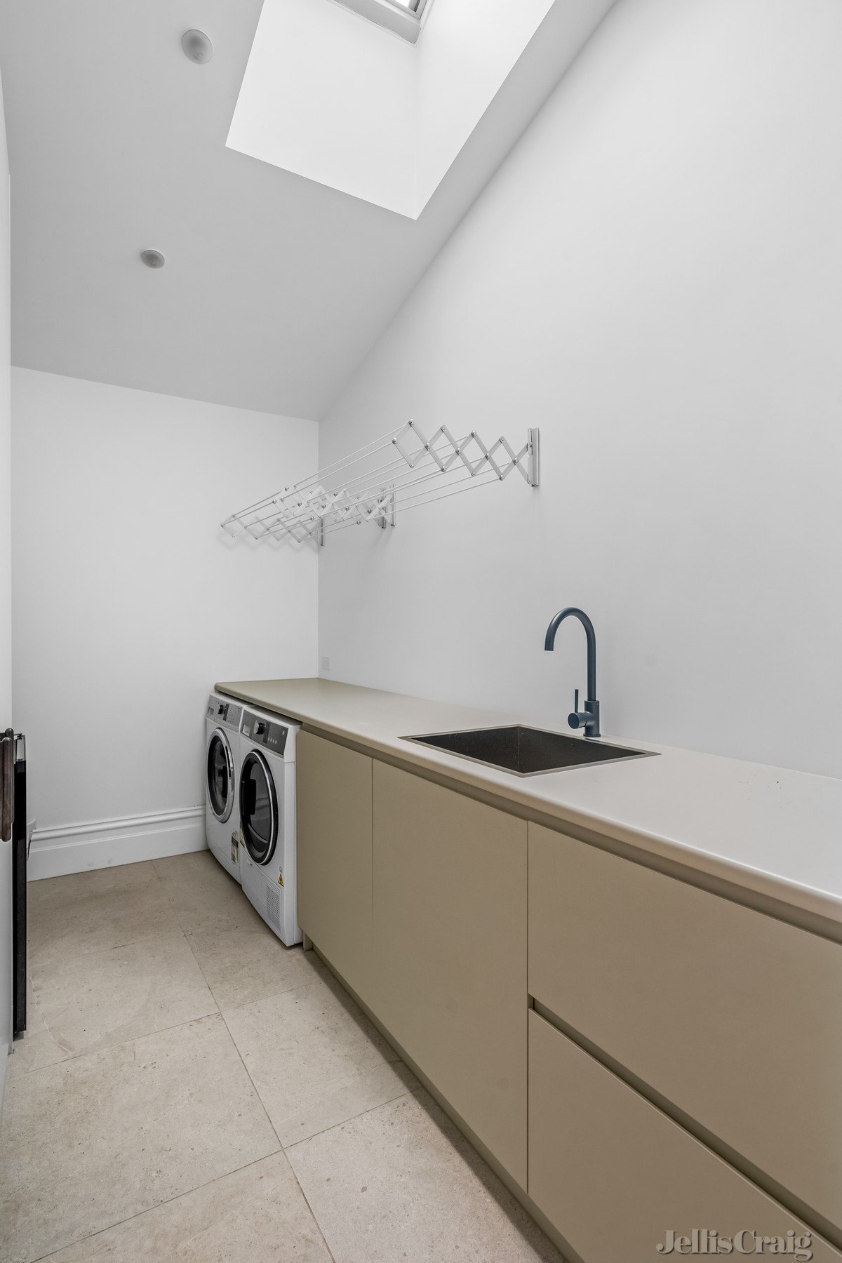 15 Wright Street, Clifton Hill image 8