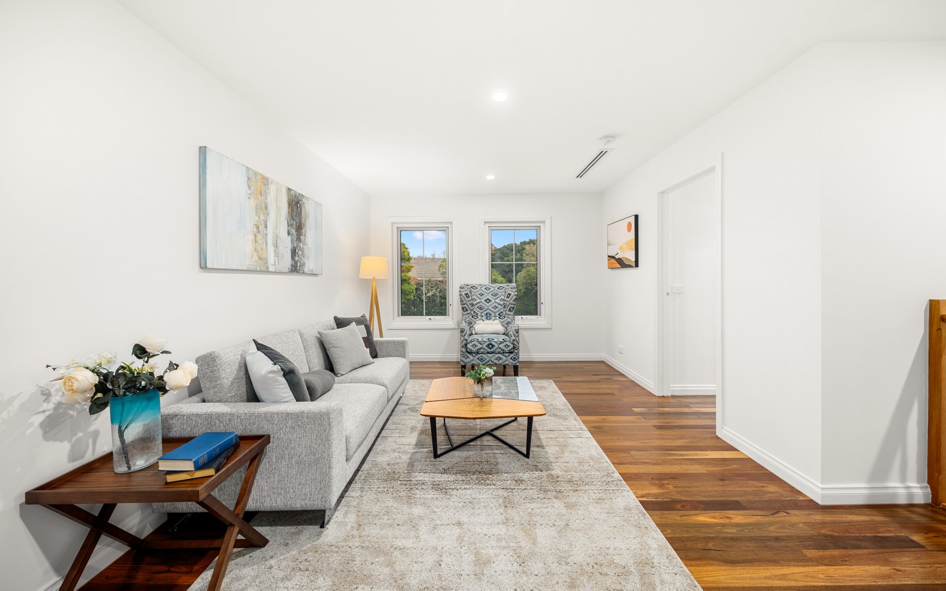 Property Gallery Thumbnail 8