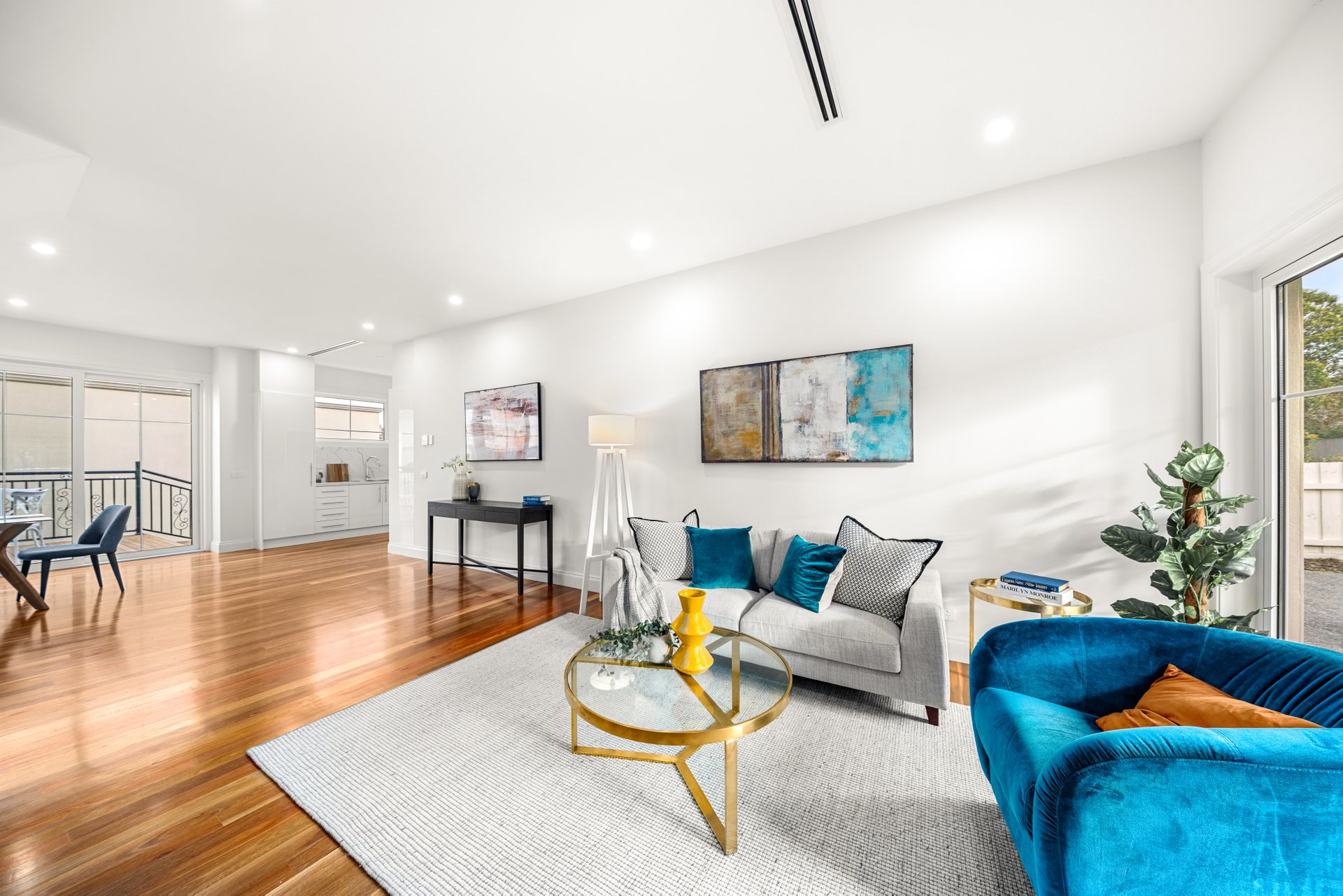 Property Gallery Thumbnail 4