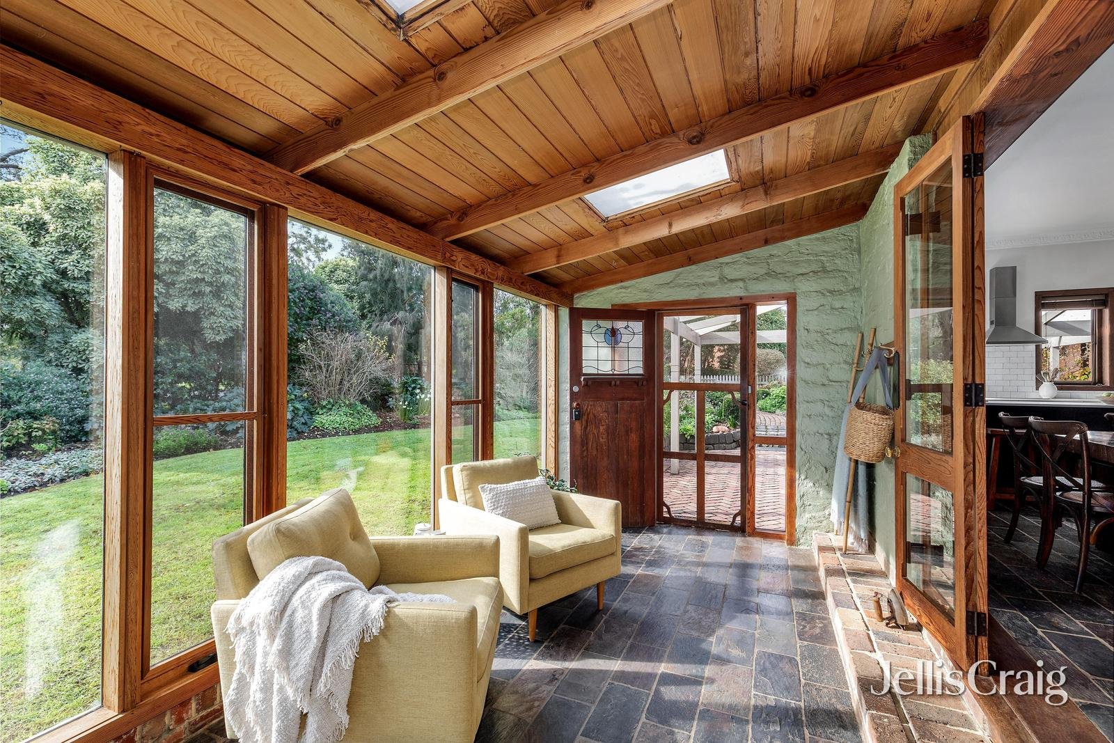 150 Cherry Tree Road, Hurstbridge image 7