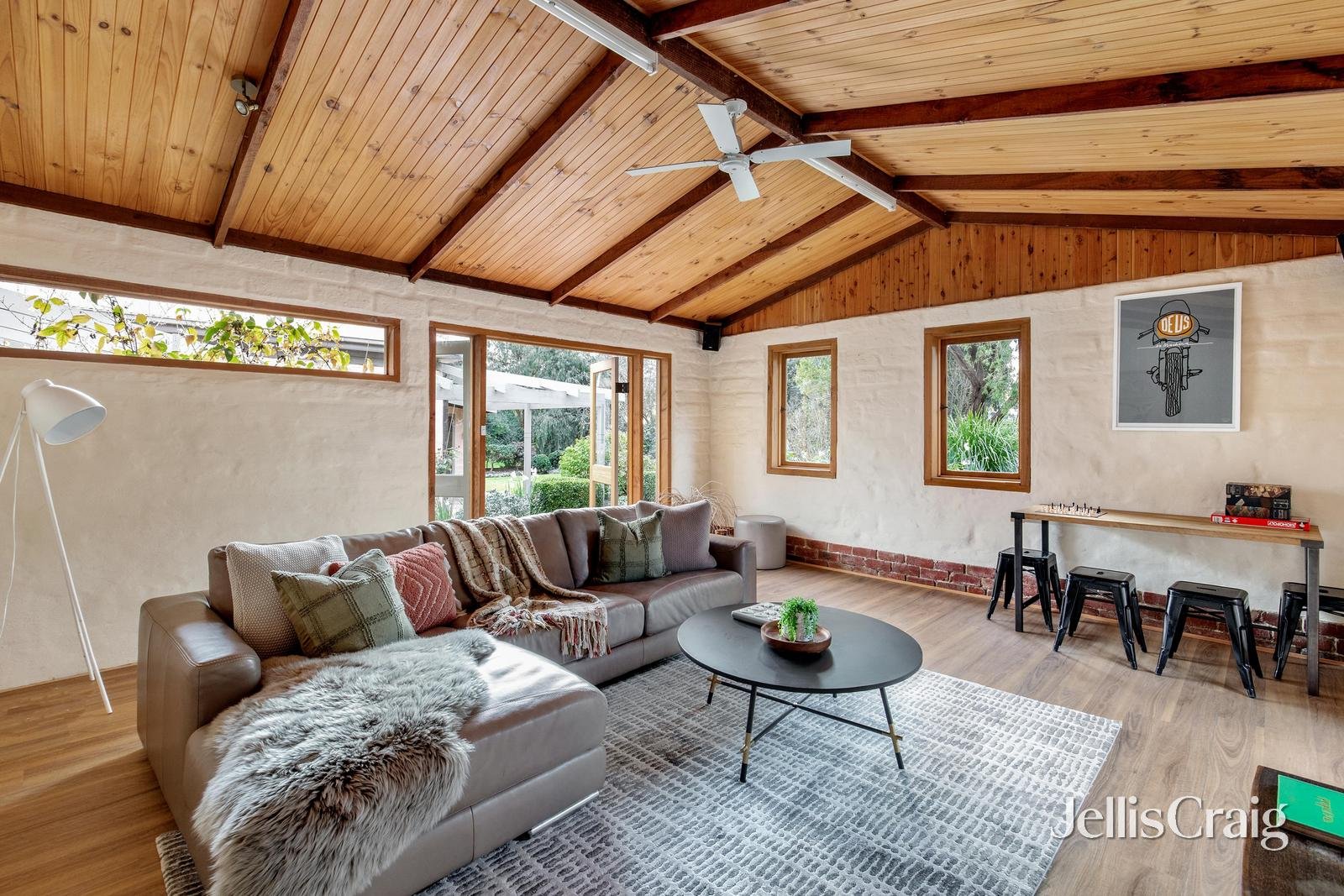 150 Cherry Tree Road, Hurstbridge image 8