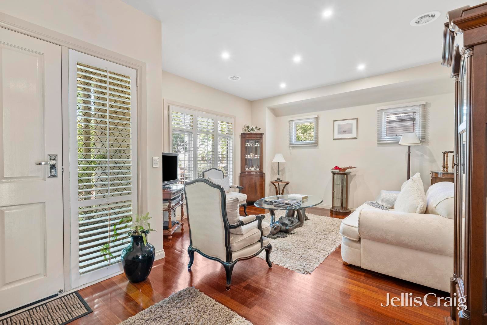 1/50 Monash Street, Box Hill South image 3