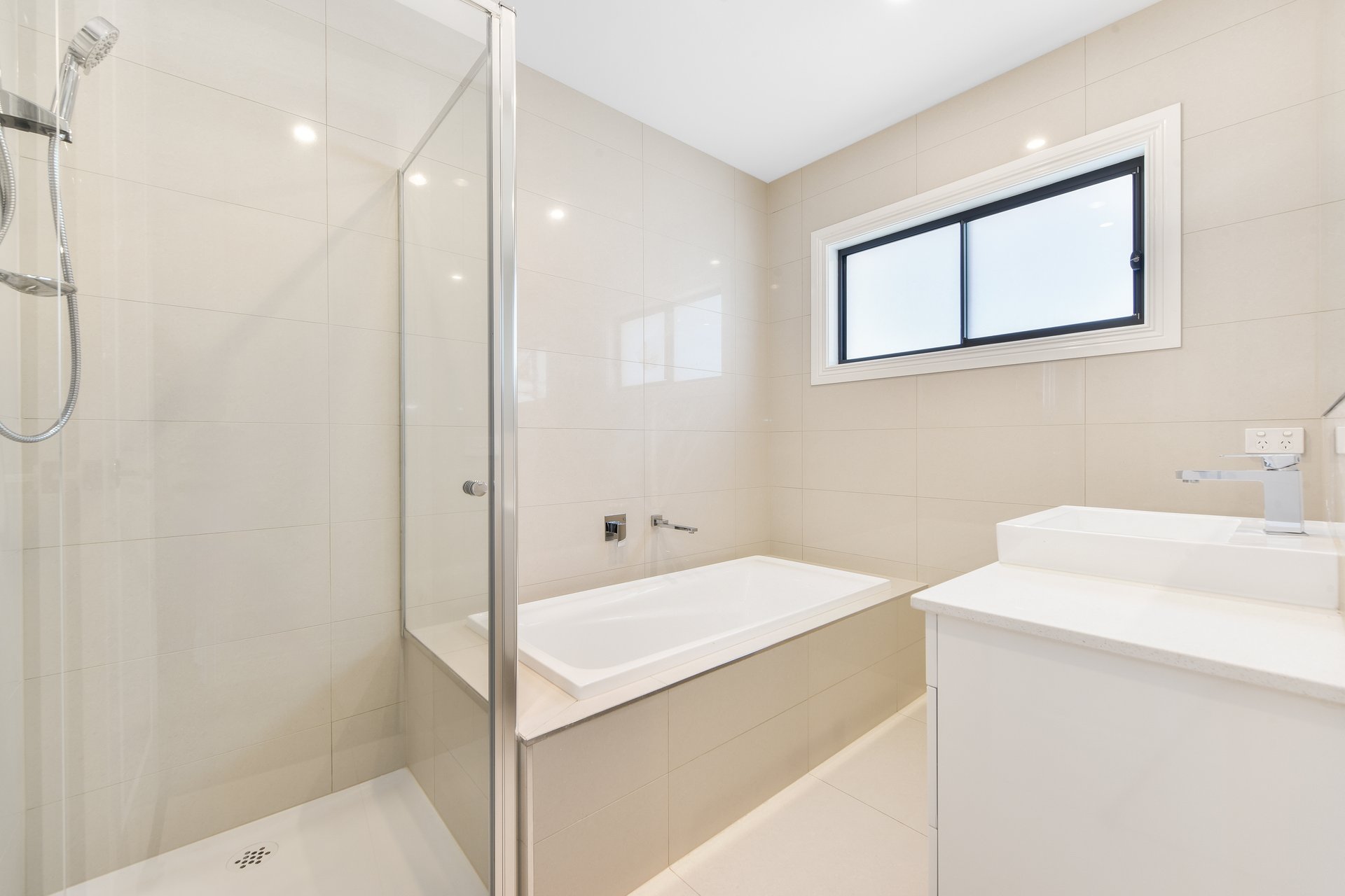1/50 Myrtle Street, Glen Waverley image 5