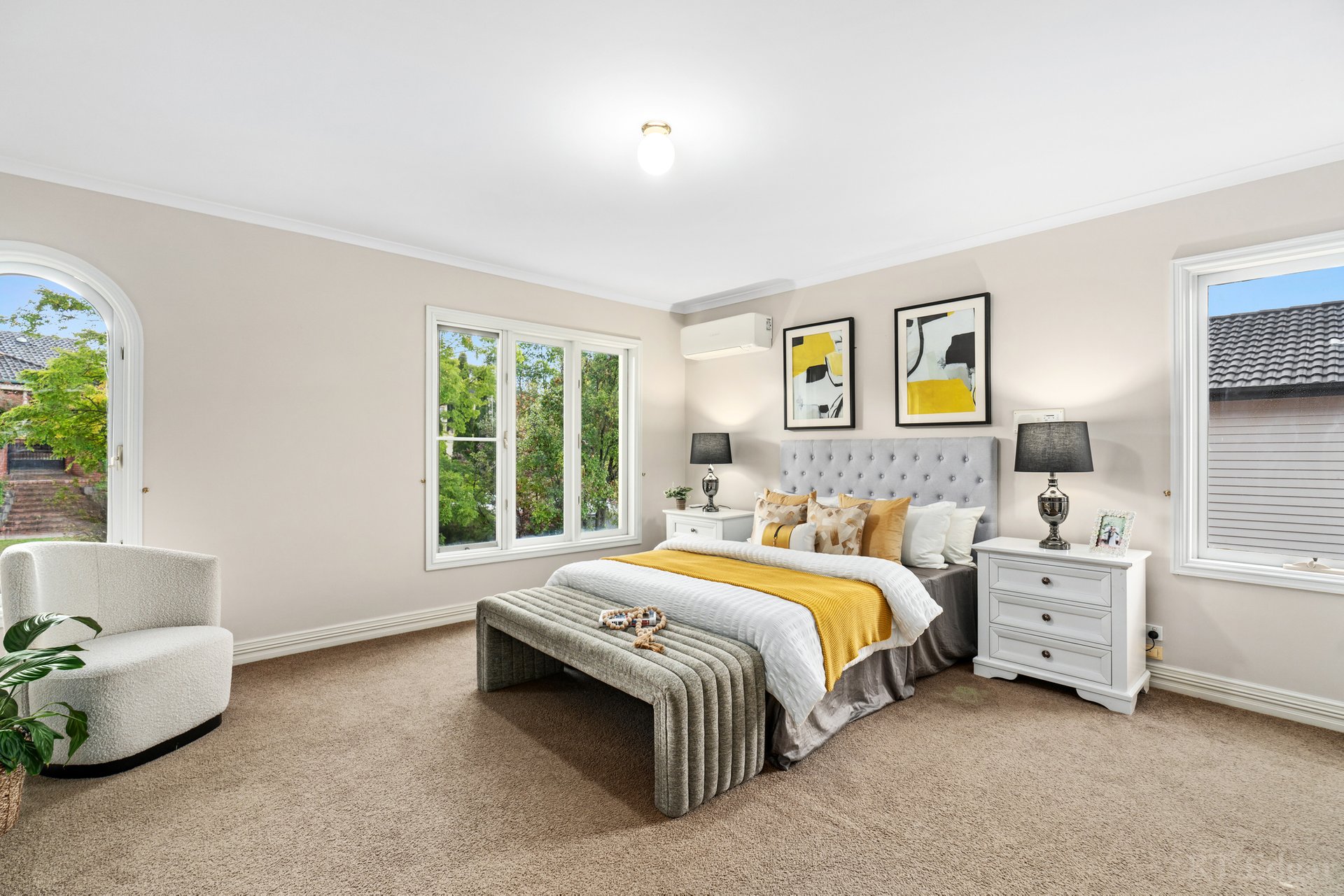 Property Gallery Thumbnail 8