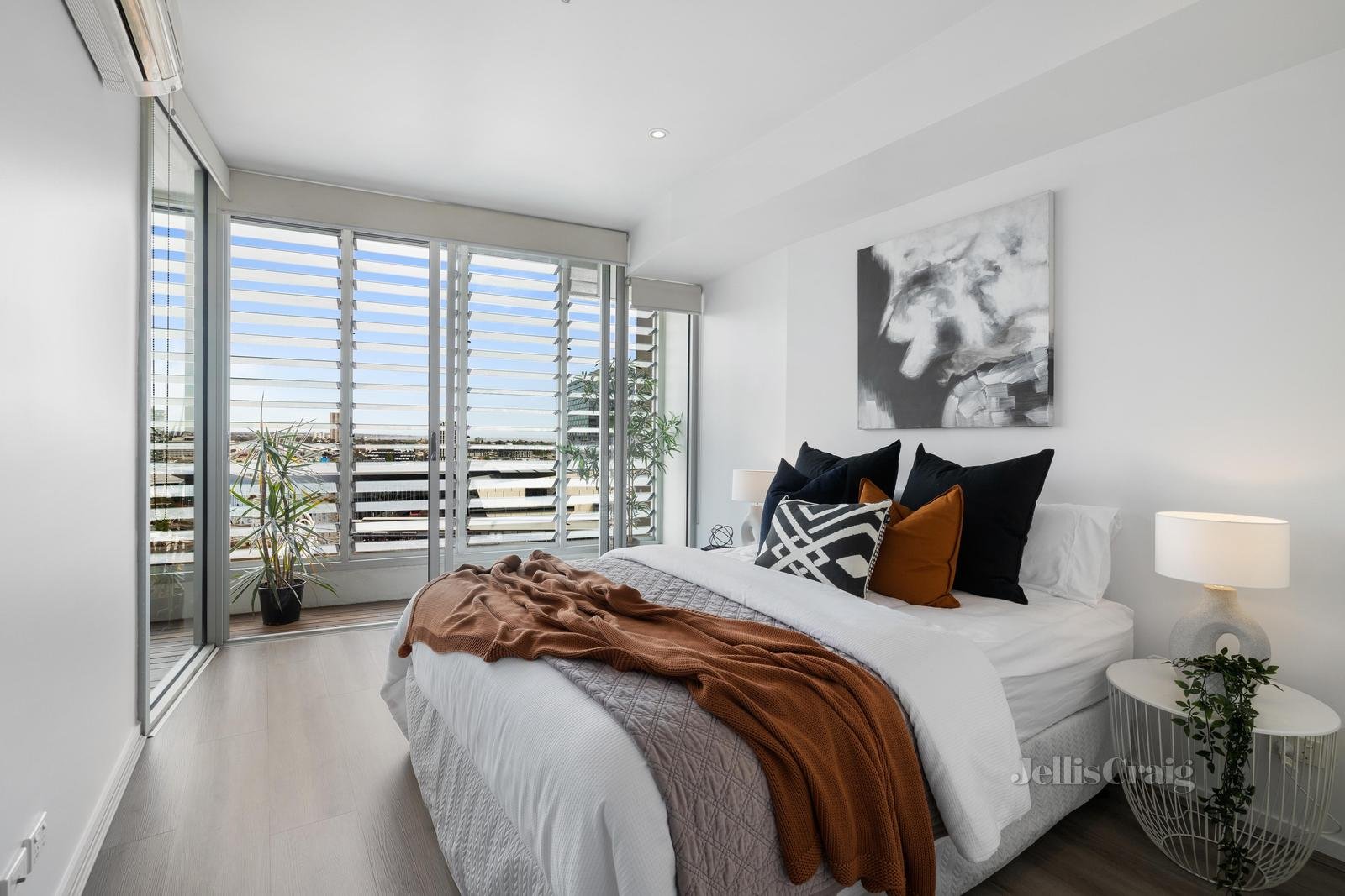 1503/8 McCrae Street, Docklands image 5