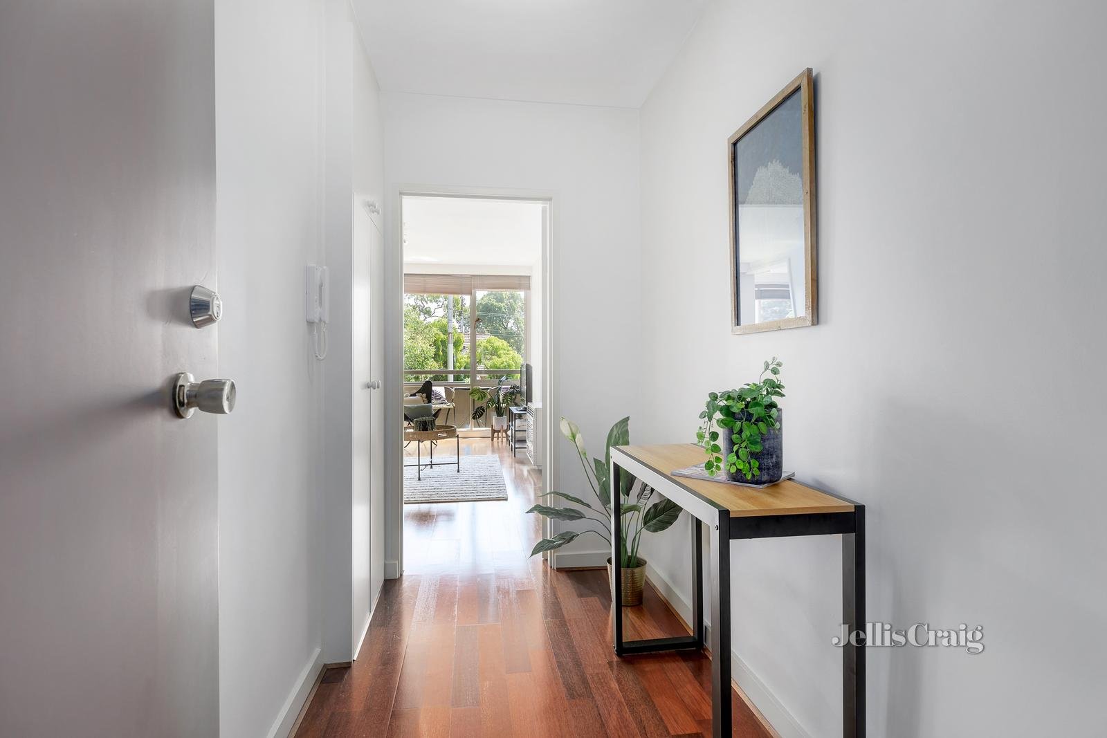 1/508 Glenferrie Road, Hawthorn image 2