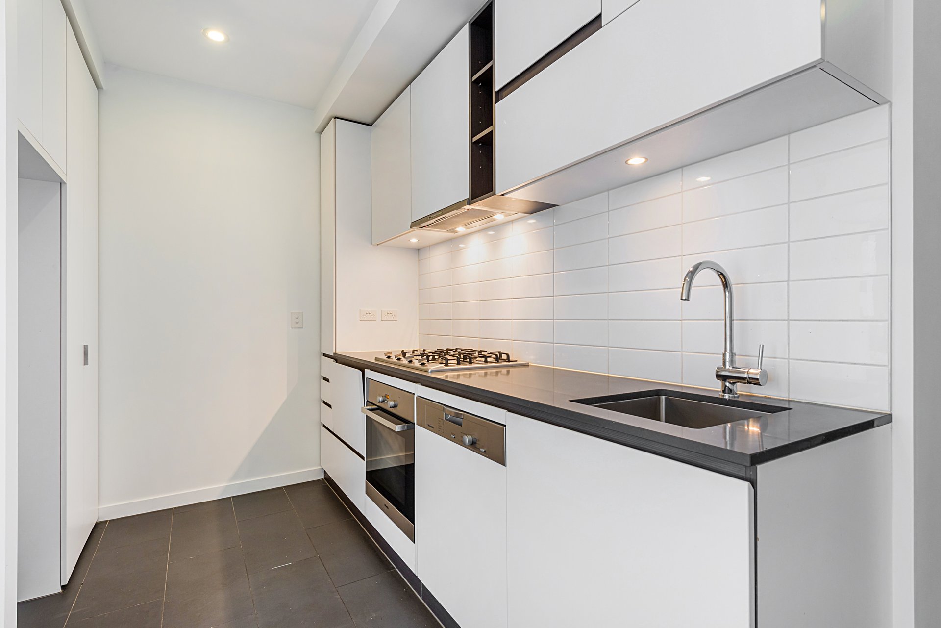1509 / 229 Toorak Road SOUTH YARRA, VIC 3141