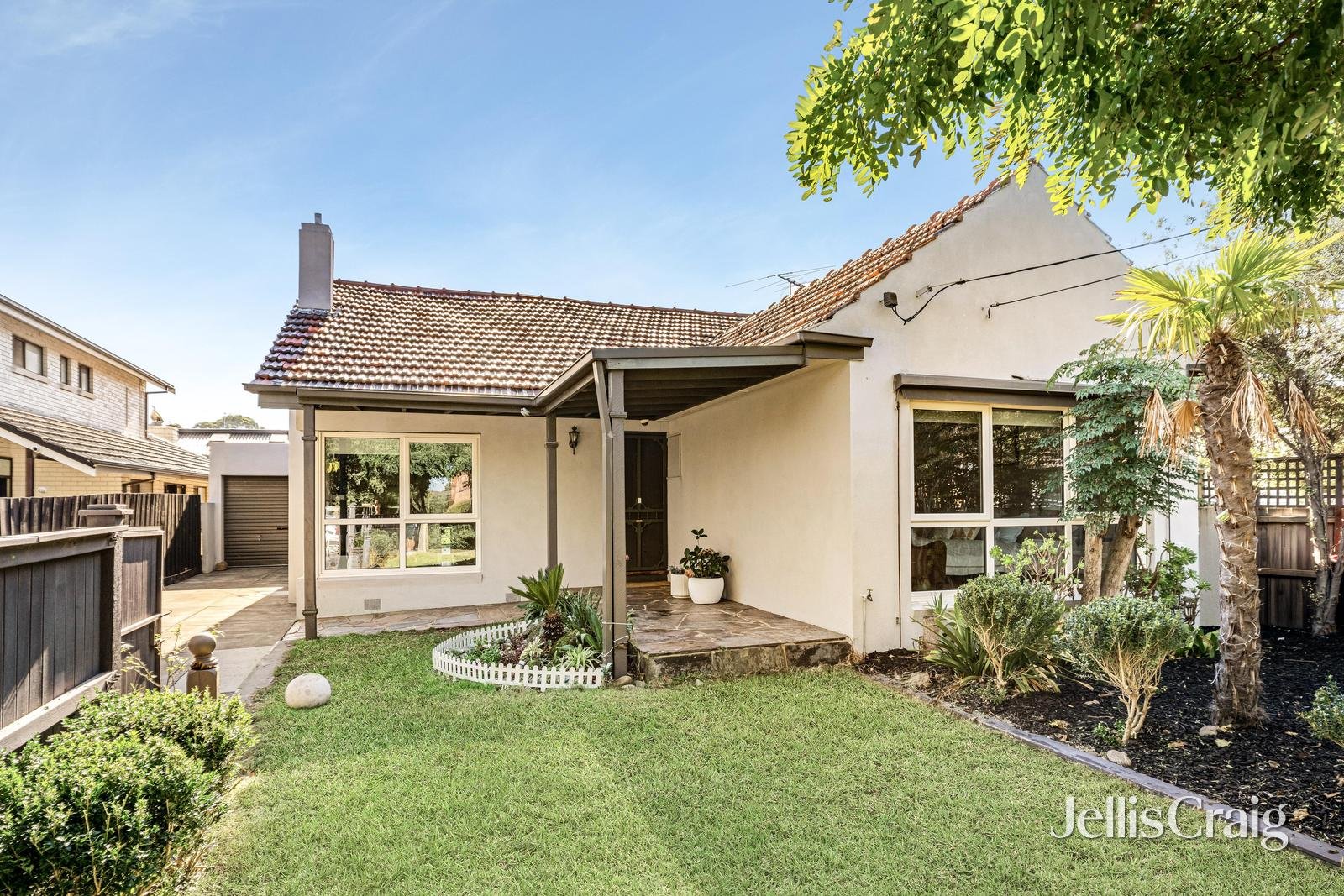 151 Bay Road, Sandringham image 1