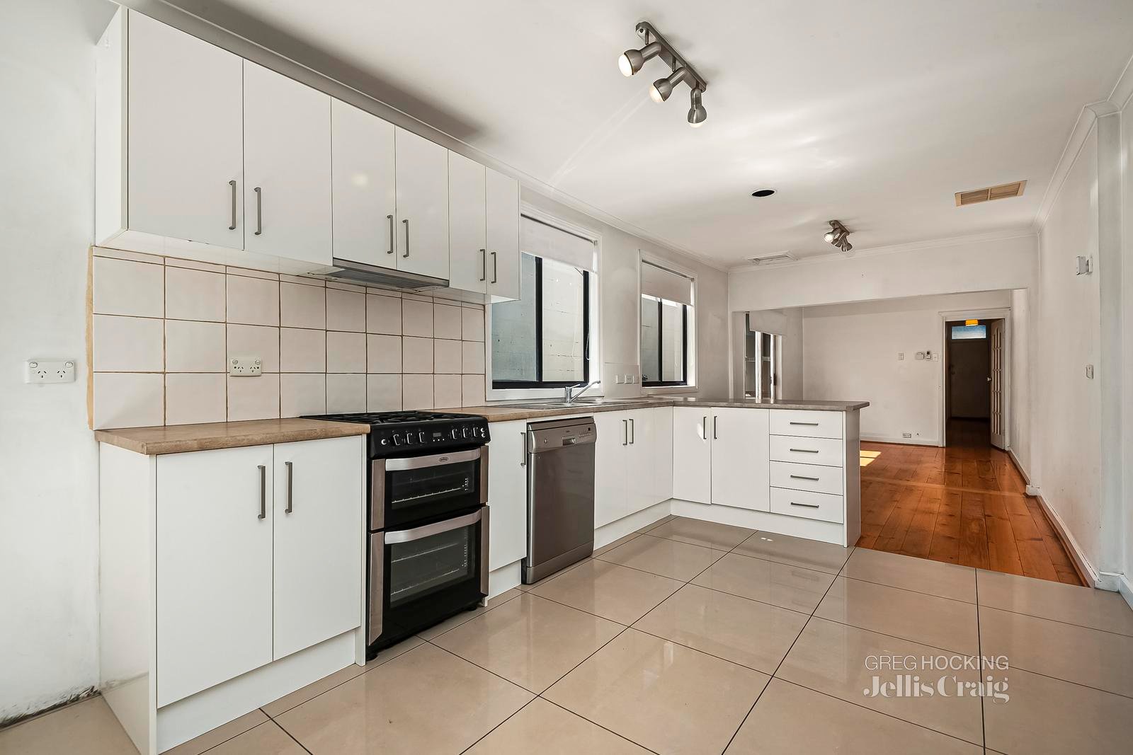 151 Dow Street, Port Melbourne image 2