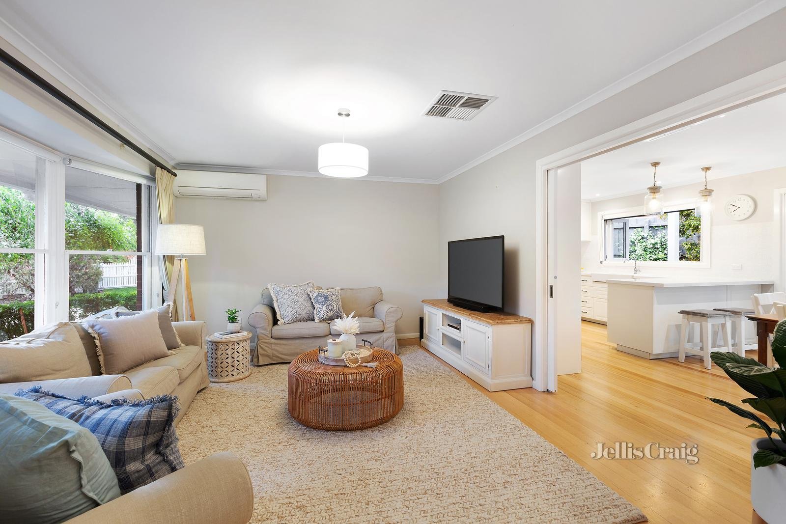 151 Mount Pleasant Road, Forest Hill image 3