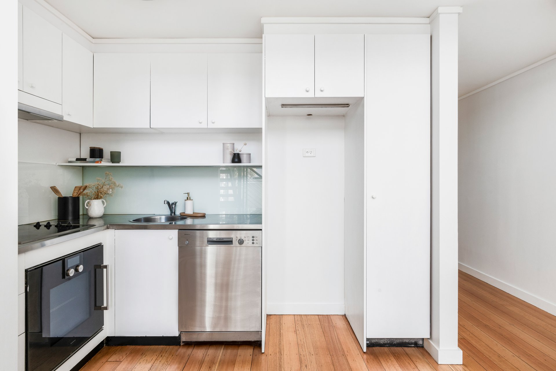 1/51 Stawell Street, West Melbourne image 4
