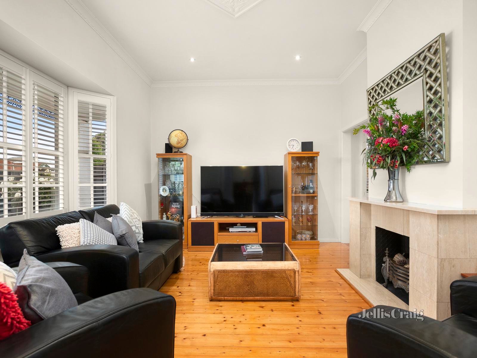 151 Summerhill Road, Footscray image 2