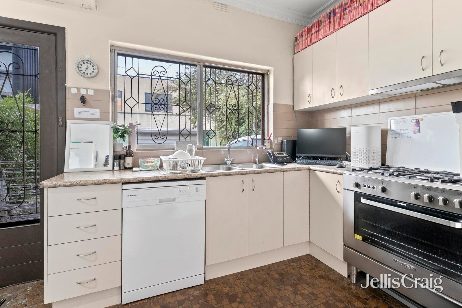 151 Weston Street, Brunswick image 5