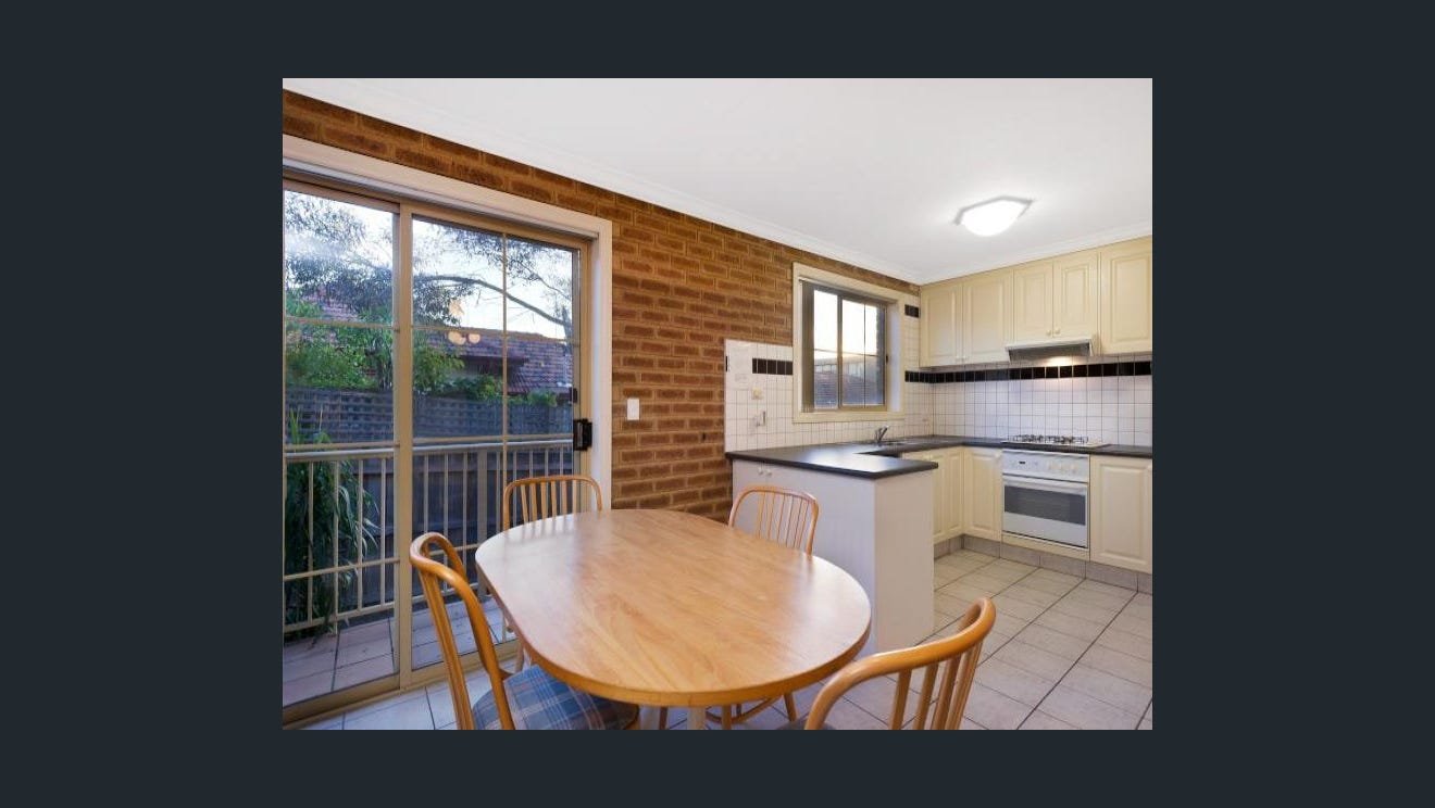 15/1090 Whitehorse Road, Box Hill image 2