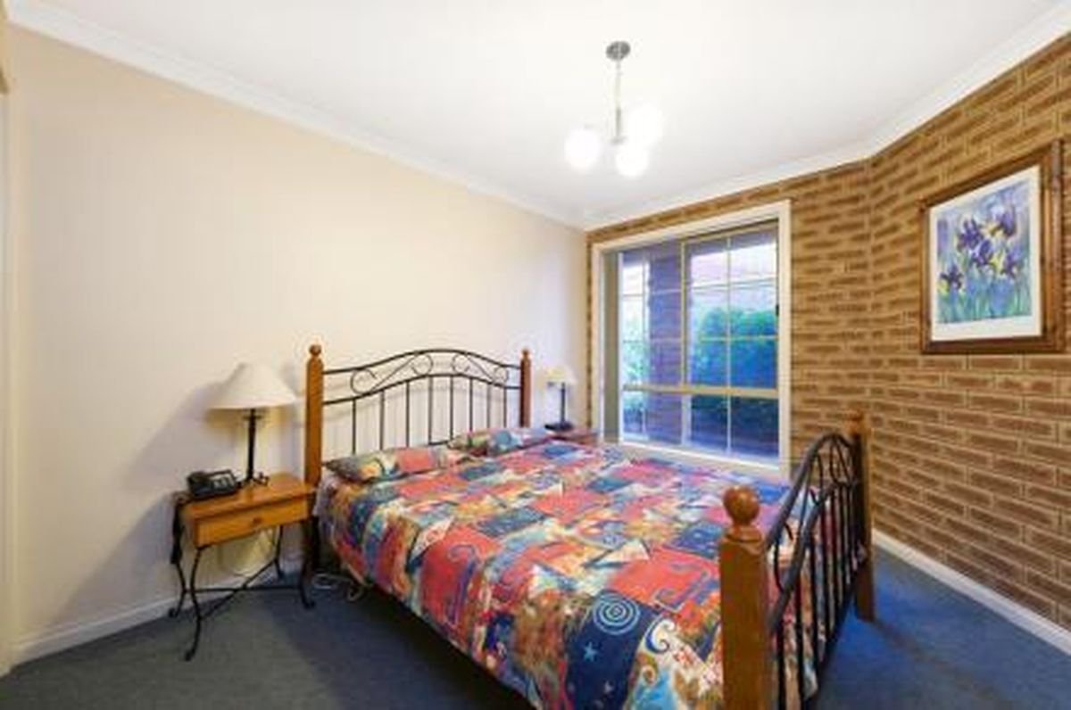 15/1090 Whitehorse Road, Box Hill image 4