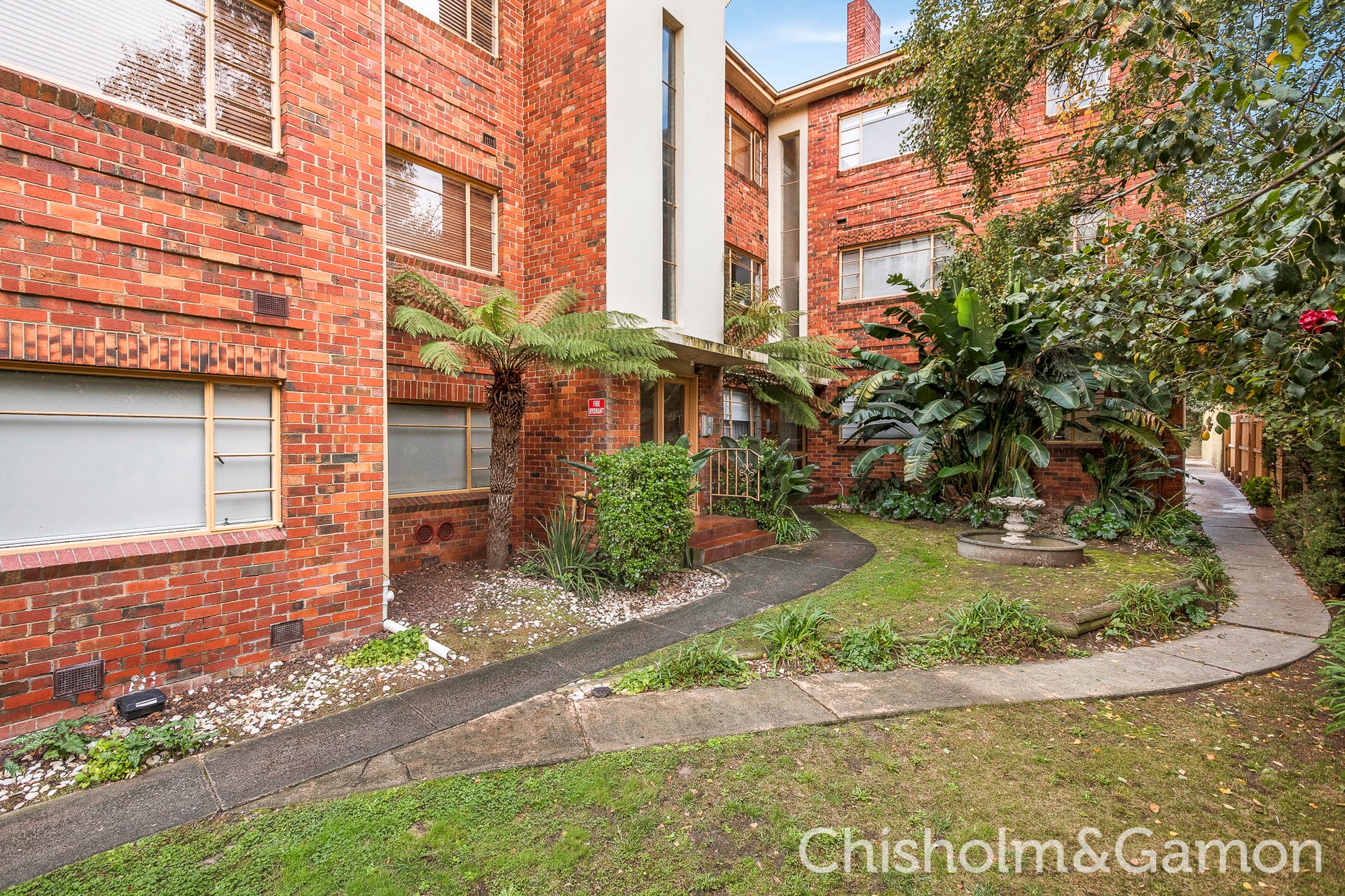 15/10A Mitford Street, St Kilda image 1