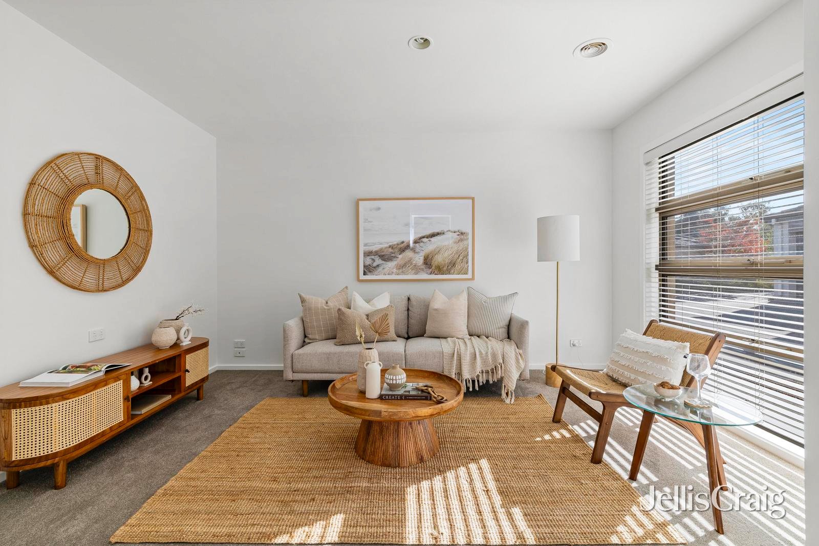 15/110 Bungower Road, Mornington image 2