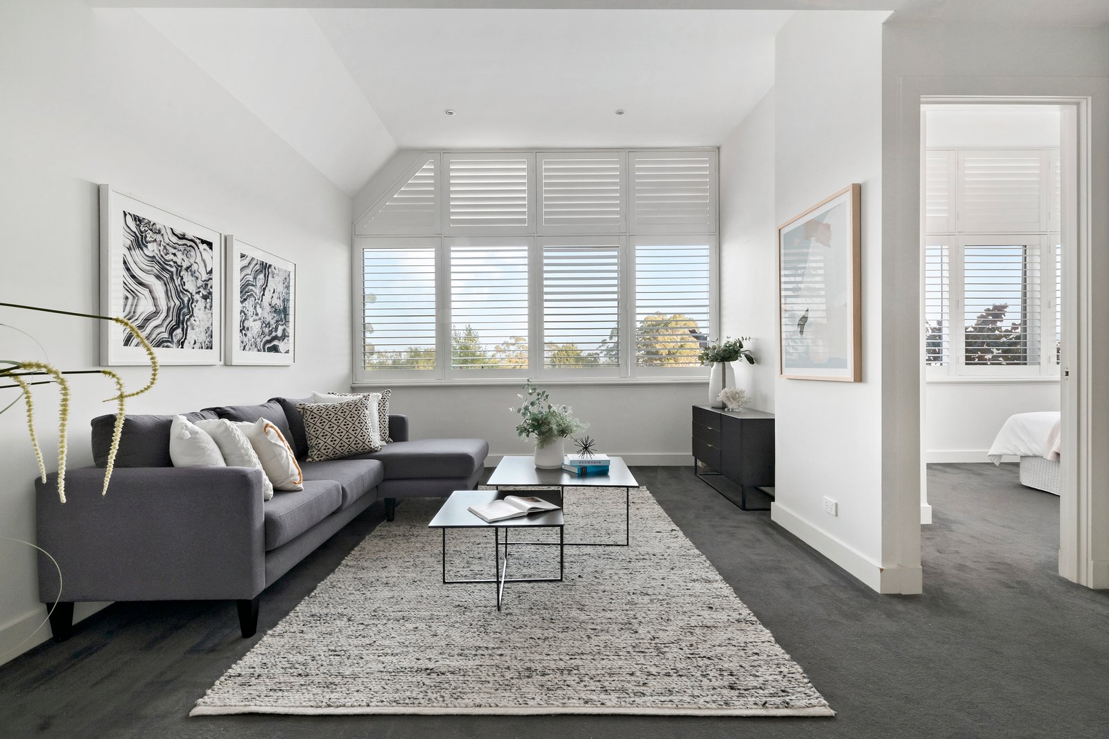 Property Gallery Thumbnail 6