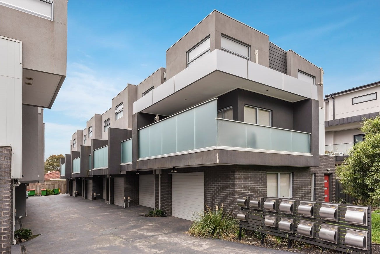 15/142-144 Thames Street, Box Hill North image 1