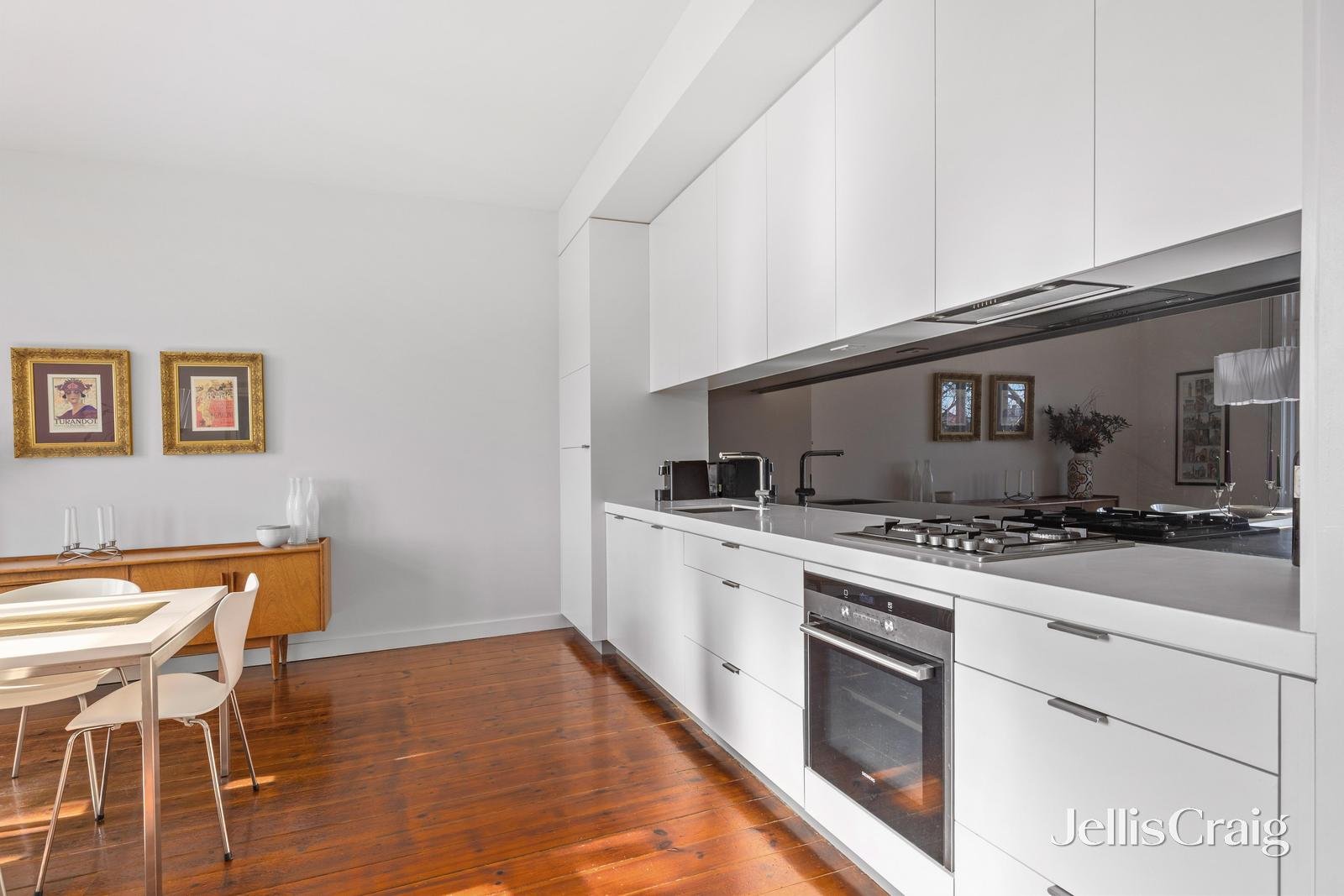 15/149 Fitzroy Street, St Kilda image 5