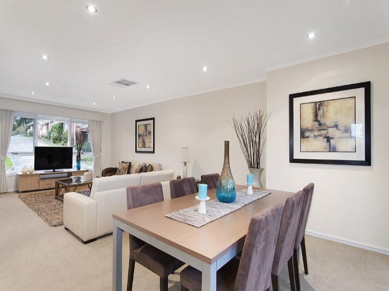 15/17 Kingsley Crescent, Mont Albert image 3