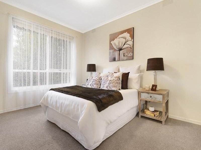 15/17 Kingsley Crescent, Mont Albert image 8