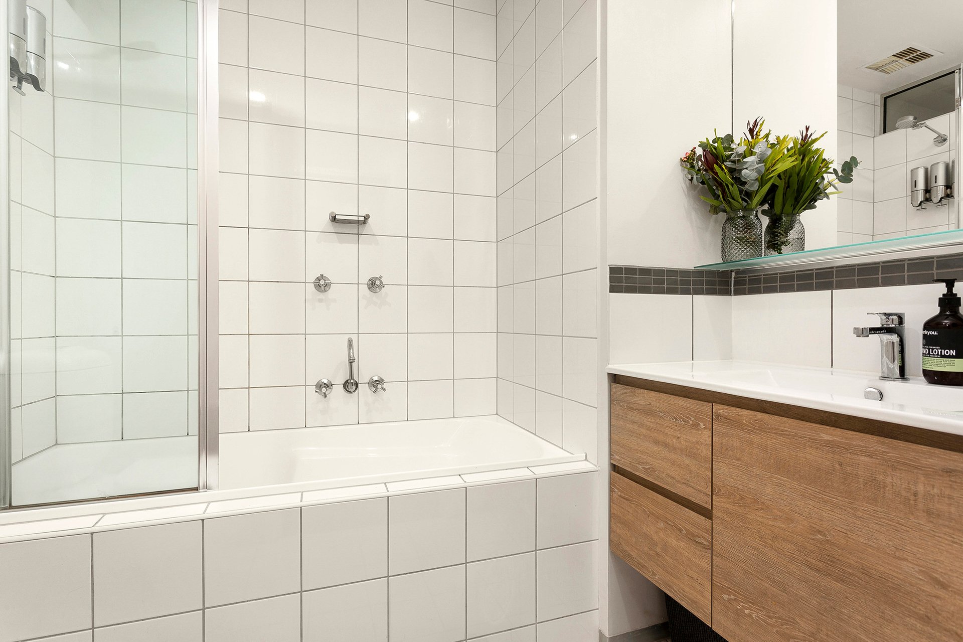 15/181 Bay Street, Port Melbourne image 7