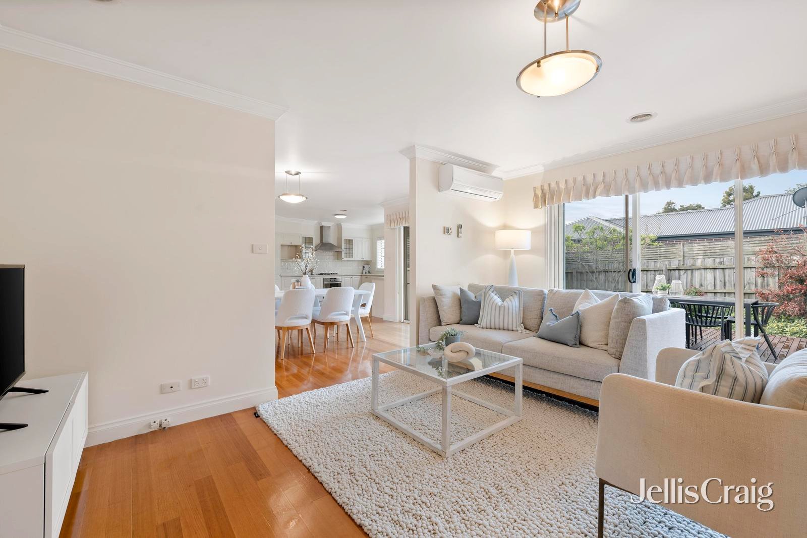 151A Lincoln Road, Croydon image 3