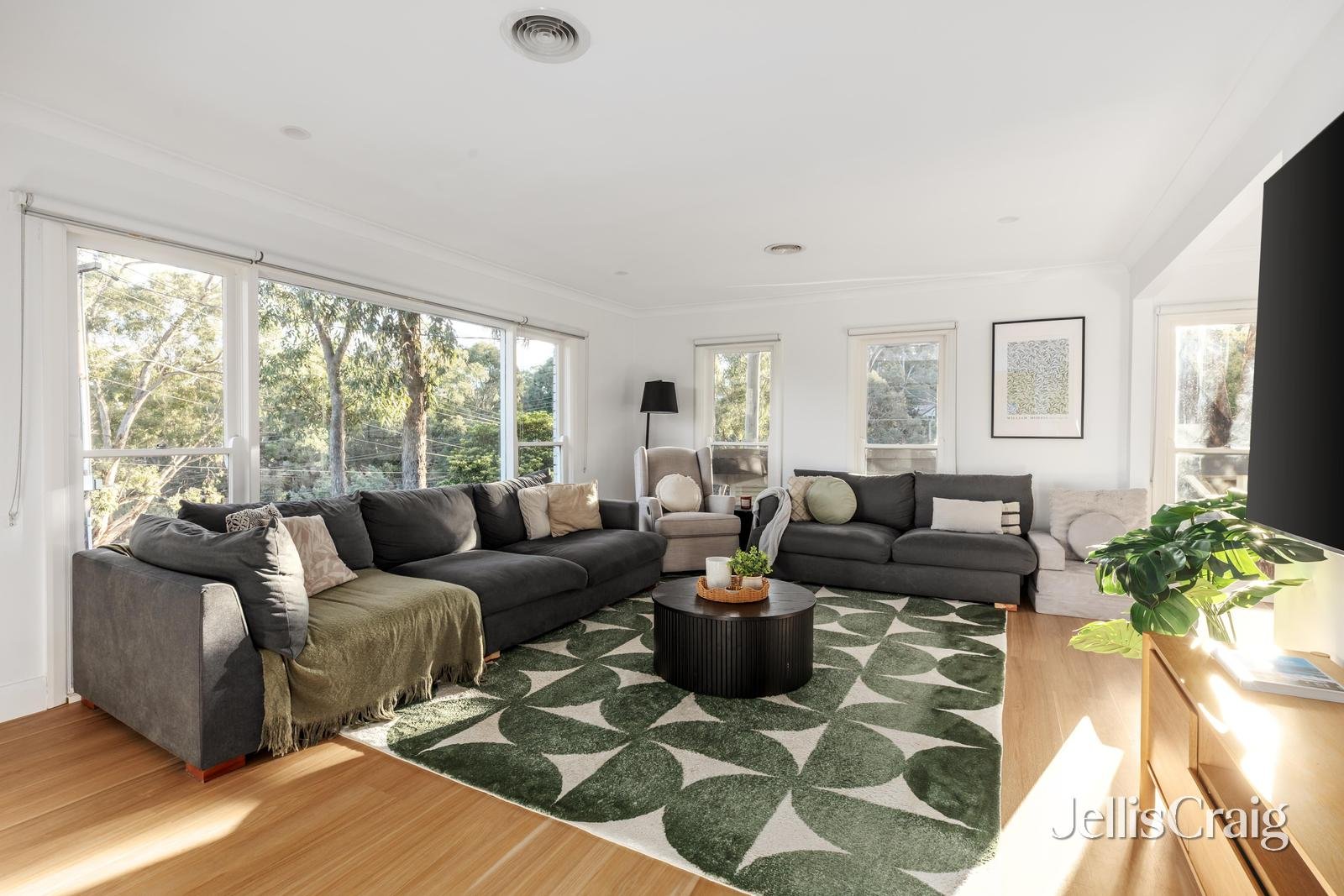 152 Bolton Street, Eltham image 3
