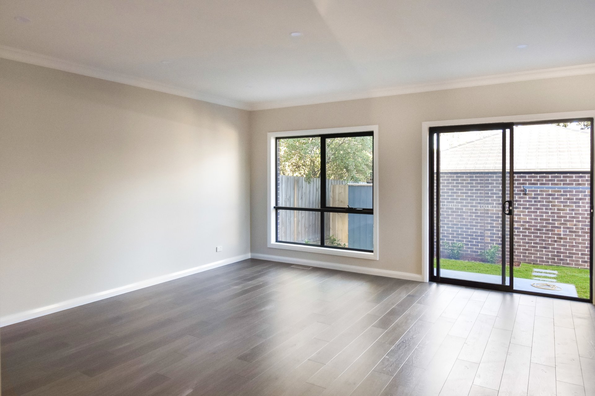 1/52 Campbell Street, Heathmont image 6