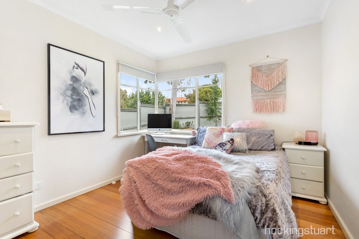 1/52 Eram Road, Box Hill North image 8