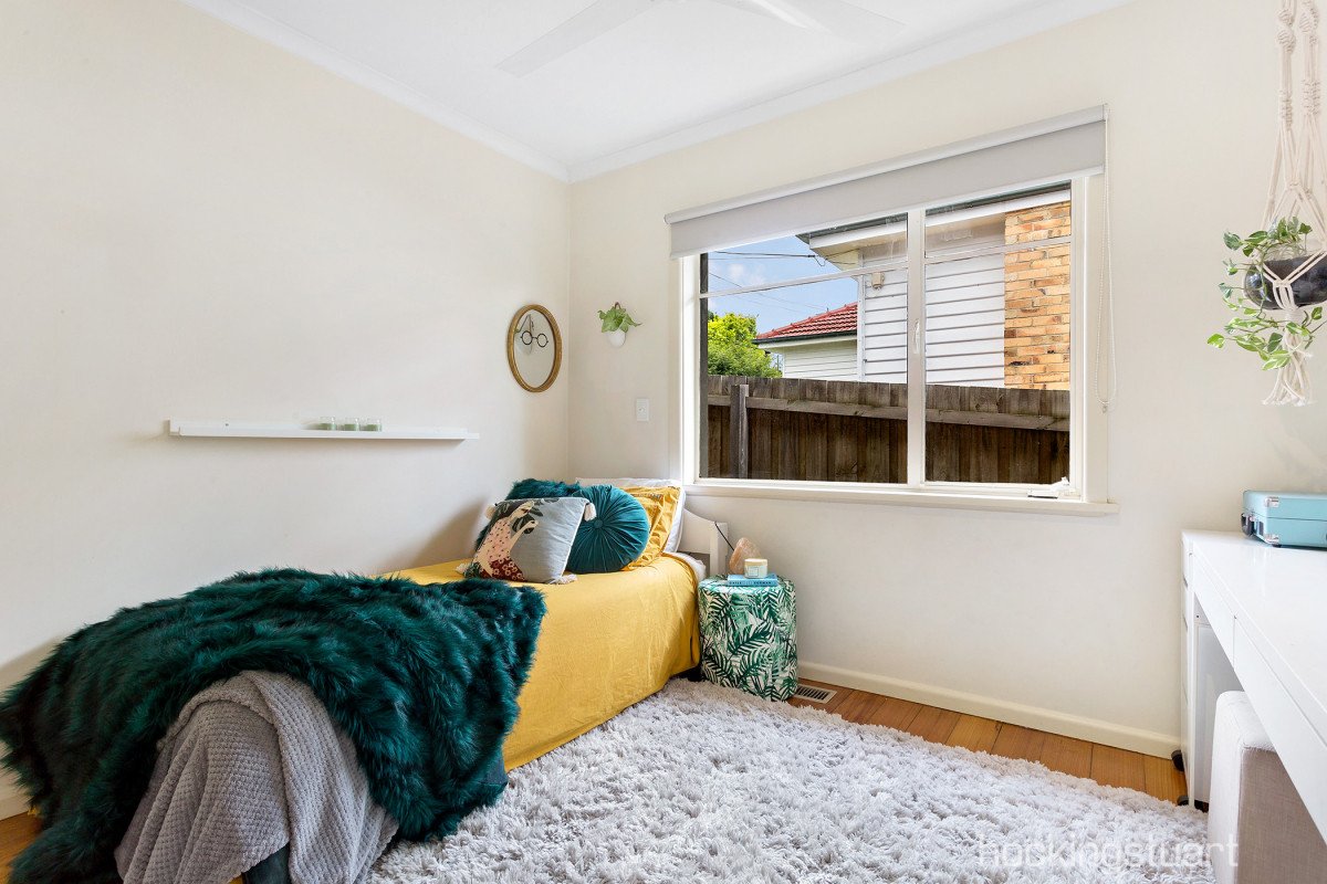 1/52 Eram Road, Box Hill North image 9