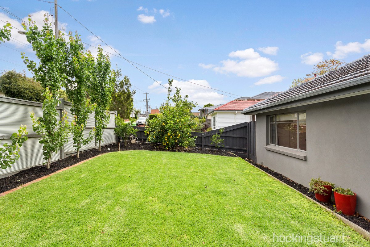 1/52 Eram Road, Box Hill North image 10
